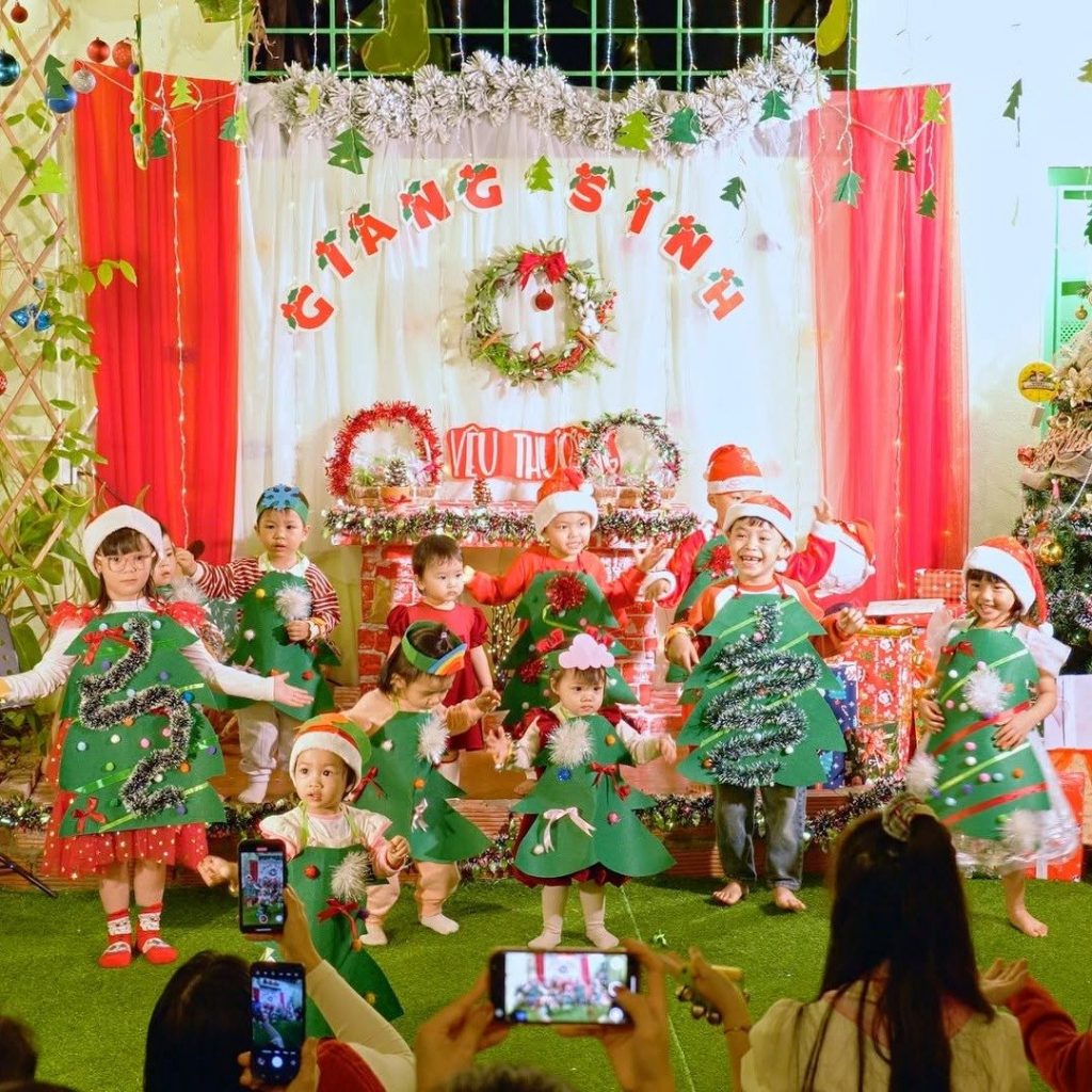 Mùa Đông - Giáng sinh tại Hoa Sen